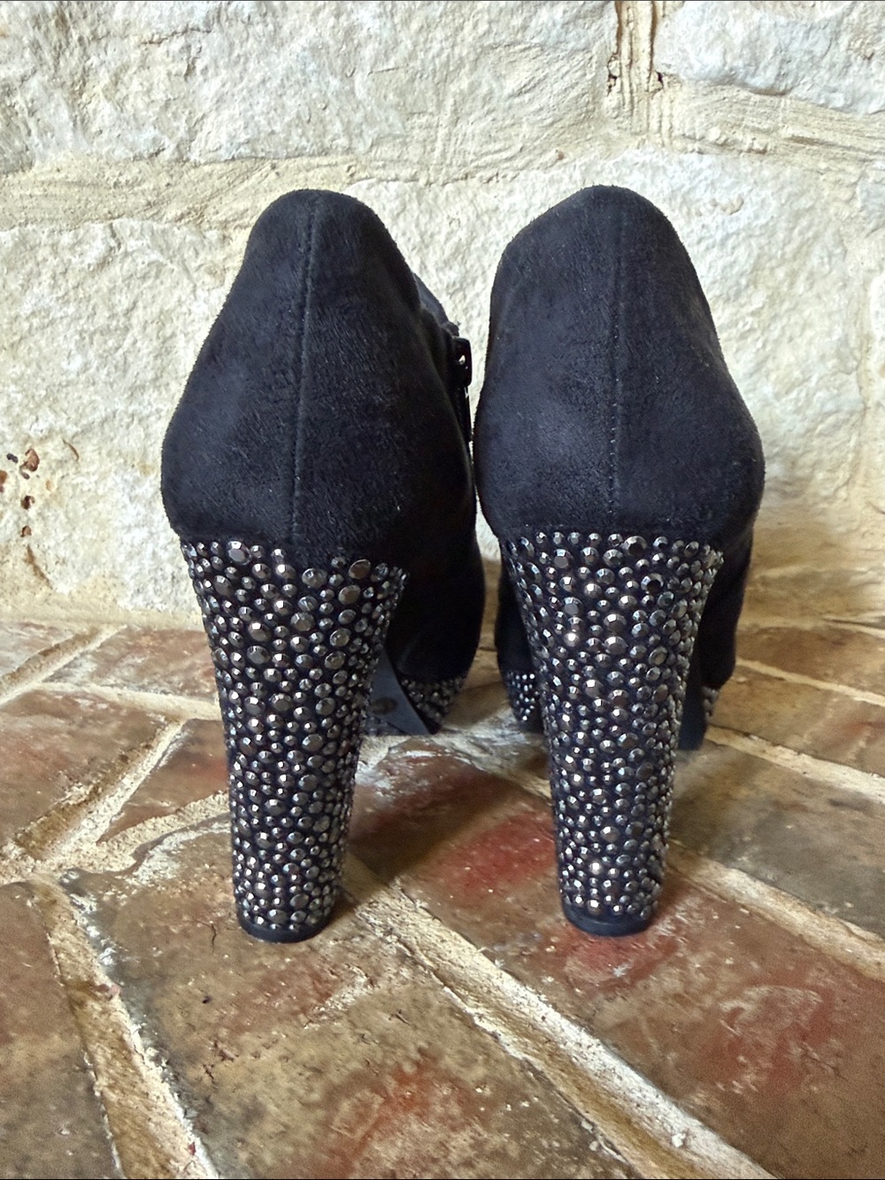 Gianni Bini Black Suede Crystal-Embellished Heel Ankle Booties - Picture 4 of 8